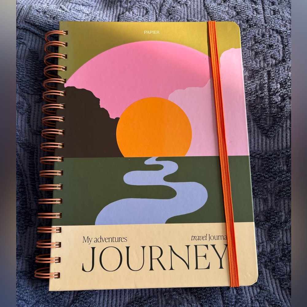 Multicolor Travel Journal - Picture 2 of 9
